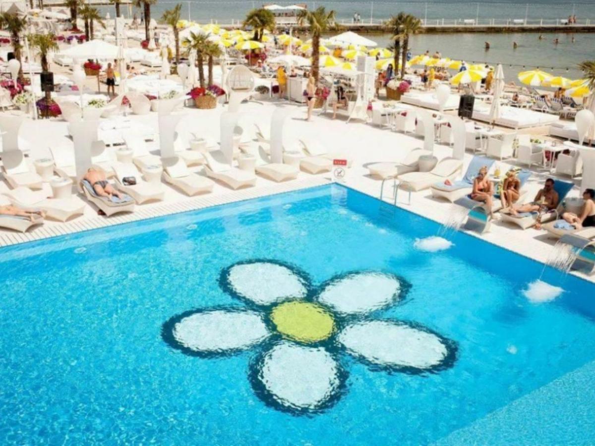 Arcadia Vip-Apartments In Golfstream Odessa Zewnętrze zdjęcie